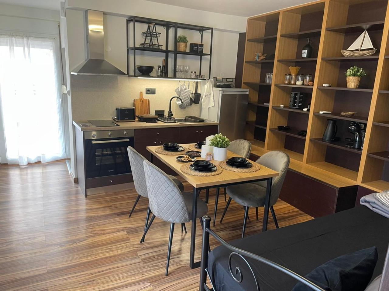 Cocomelo Apts 3 Luxury Heraklion  Exterior photo